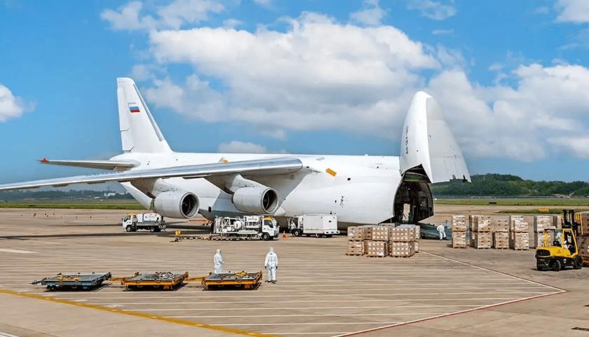 新加坡國(guó)際空運(yùn)