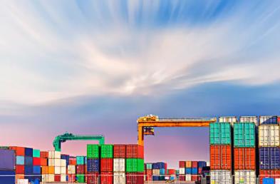 上海國際海運(yùn)需要防范哪些風(fēng)險(xiǎn)呢？影響它價(jià)格的因素有哪些？