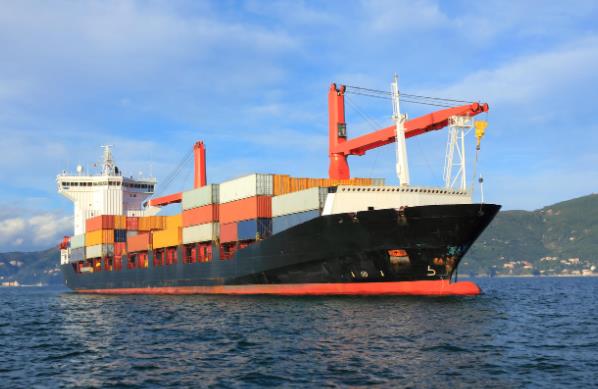 上海貨代面向全社會(huì)服務(wù)，是貨主和運(yùn)力供給者之間的橋梁和紐帶