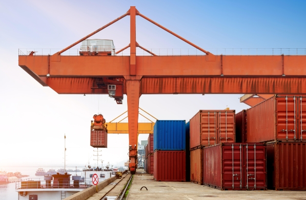 隨著全球化和信息技術的發(fā)展，貨代行業(yè)也在不斷創(chuàng)新和發(fā)展