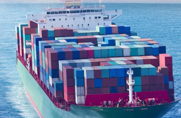 隨著全球貿(mào)易的進(jìn)一步發(fā)展，貨代行業(yè)也將有著更廣闊的發(fā)展前景