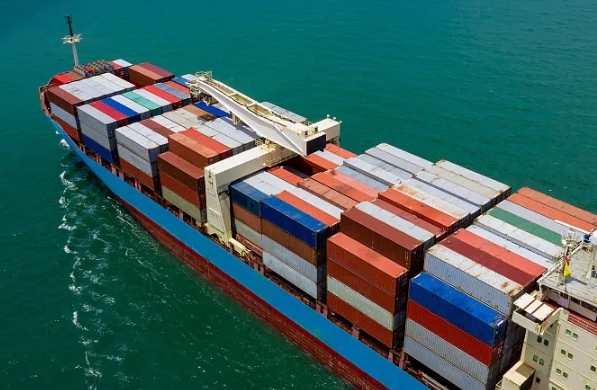 隨著全球化日益加深，國際貨運成為了連接世界各地經(jīng)濟(jì)的重要紐帶