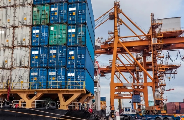 貨代公司正以前所未有的活力與創(chuàng)新，重塑著國(guó)際物流的版圖