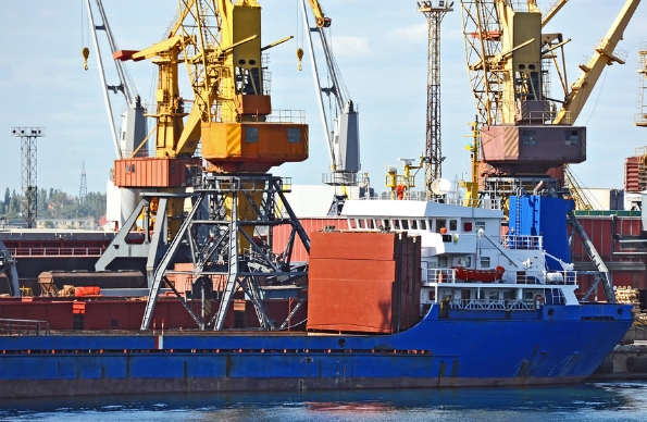 上海是中國的經(jīng)濟中心，其貨代行業(yè)承載著推動國際貿(mào)易的重要使命