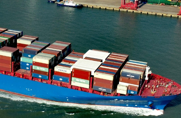 通過不斷的努力，國際物流海運將繼續(xù)為全球經(jīng)濟的發(fā)展注入強大動力