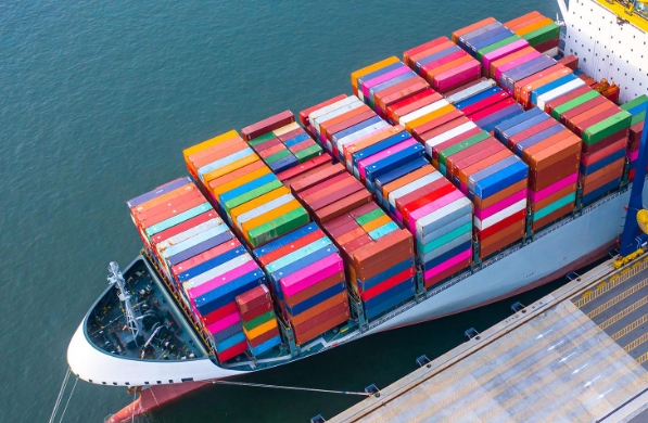 美國專線的完善關(guān)乎兩國經(jīng)濟的繁榮，是推動全球物流進步的關(guān)鍵力量