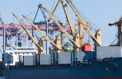 國際貨代公司在應(yīng)對市場變化時，國際貨代公司如何應(yīng)對市場變化？